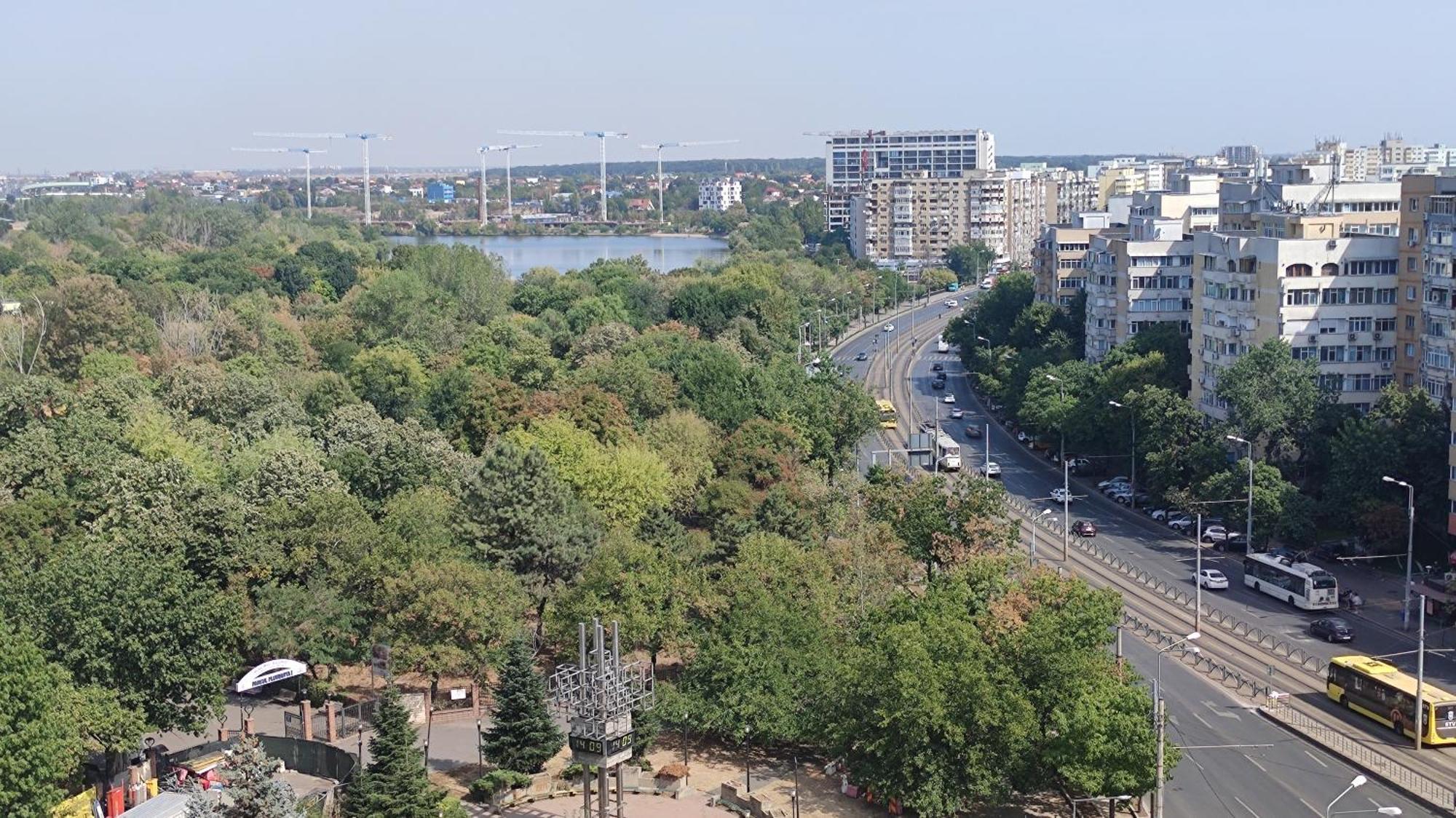 Lake And Park View בוקרשט
